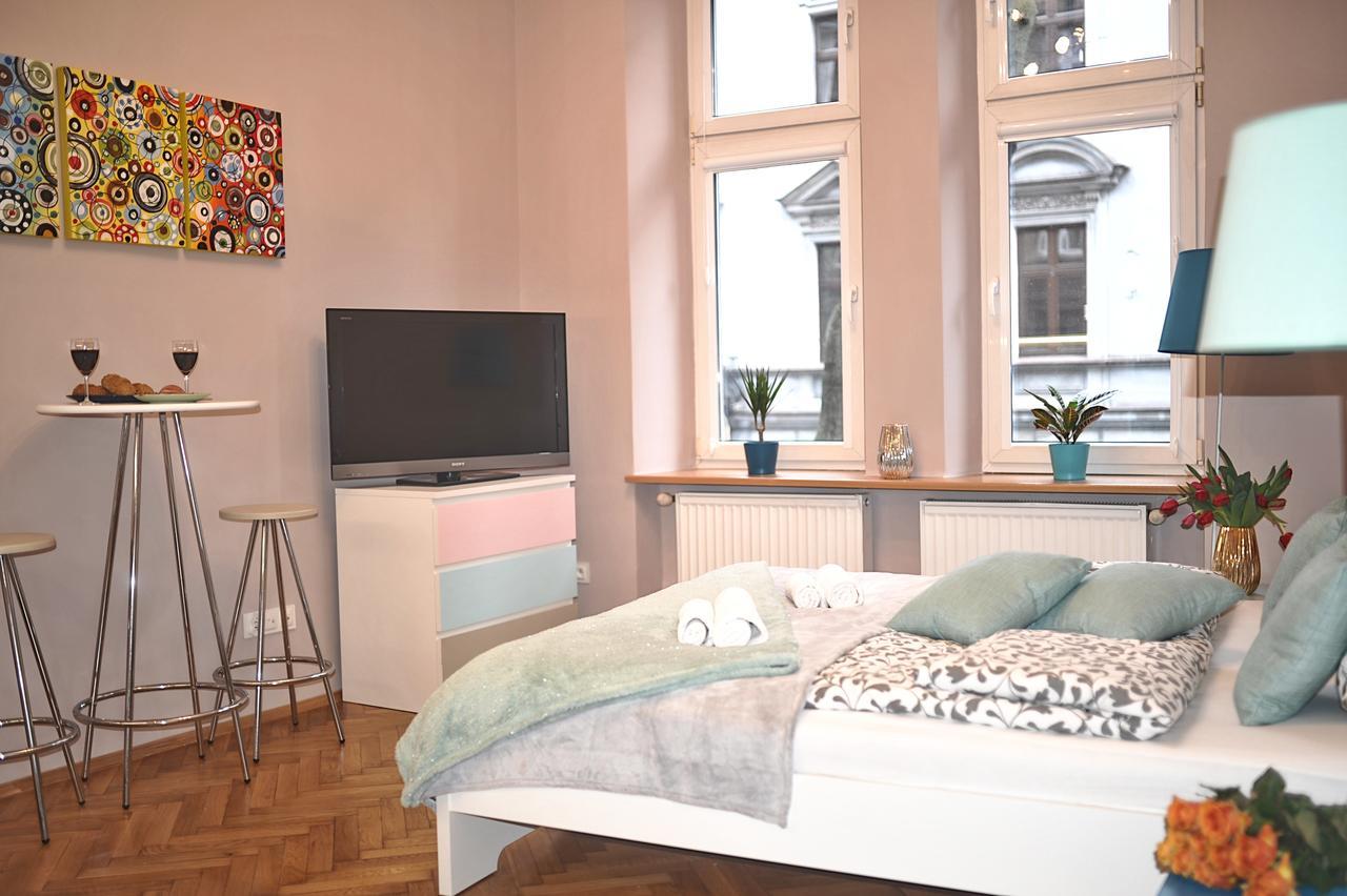 Ok Home Apartments Krakau Buitenkant foto