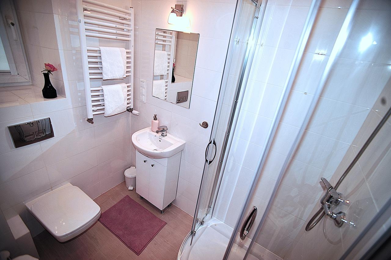Ok Home Apartments Krakau Buitenkant foto