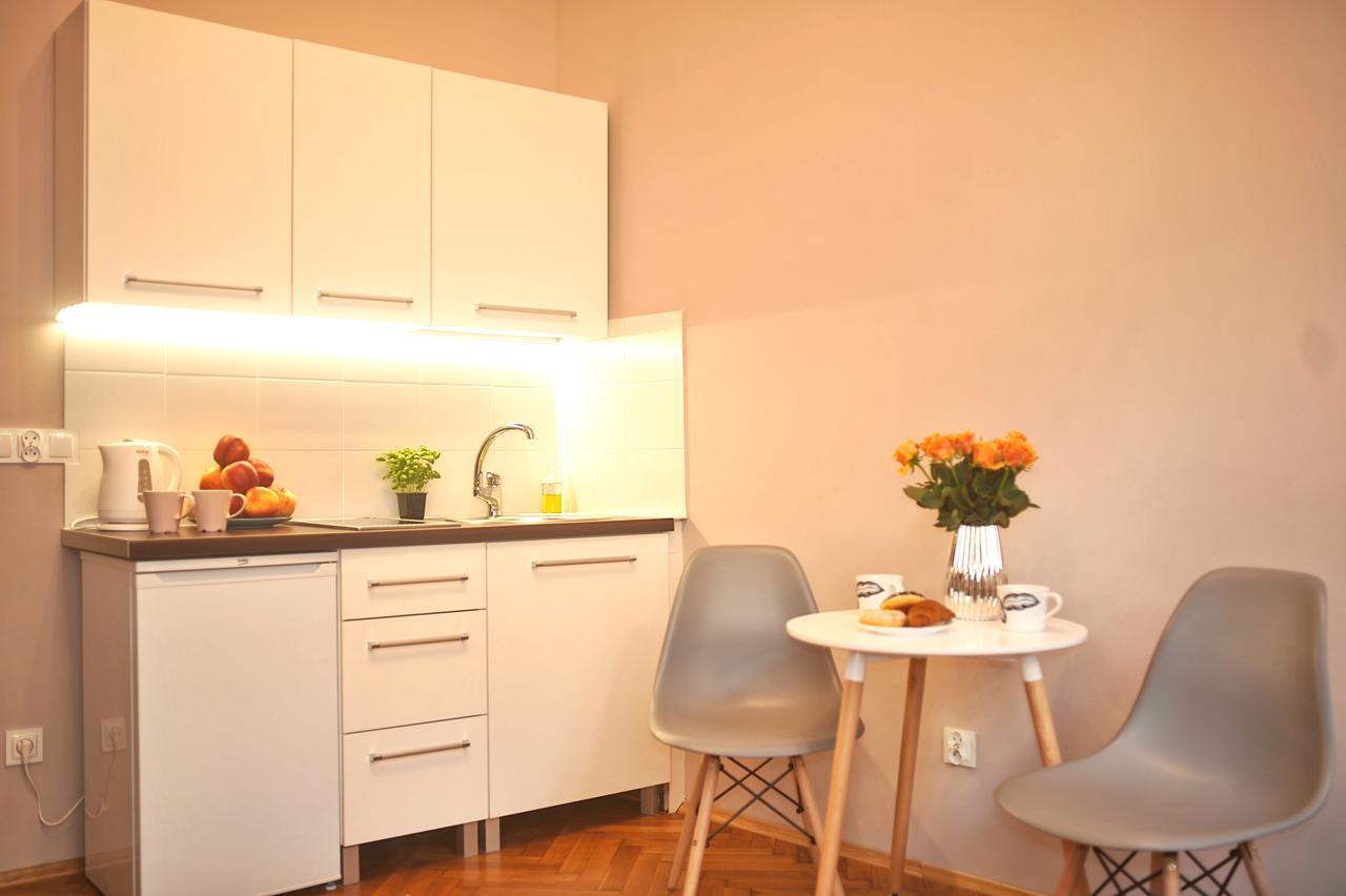 Ok Home Apartments Krakau Buitenkant foto